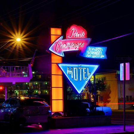 Pink Champagne Motel Wildwood Exteriér fotografie